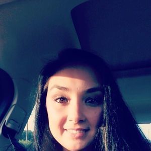 Meet your Posher, Stacy